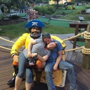 Meet your Posher, Dana